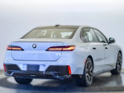 BMW 7 Series 740i Sedan 2026