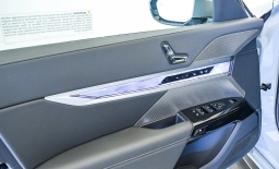 BMW 7 Series 740i Sedan 2026