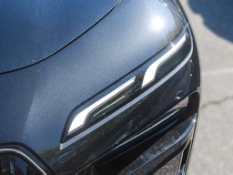 BMW 7 Series 740i Sedan 2026