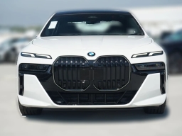 BMW 7 Series 740i Sedan 2026