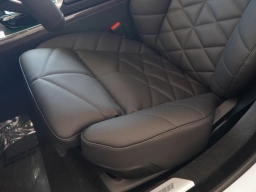 BMW 7 Series 740i Sedan 2026