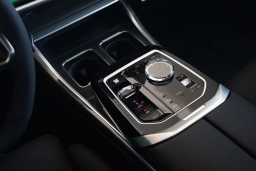 BMW 7 Series 740i Sedan 2026