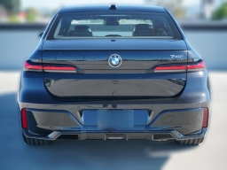 BMW 7 Series 740i Sedan 2026