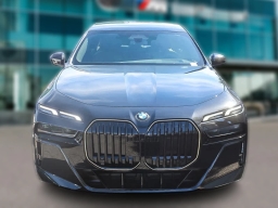 BMW 7 Series 740i Sedan 2026