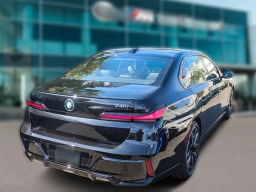 BMW 7 Series 740i Sedan 2026