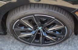 BMW 7 Series 740i Sedan 2026