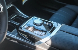 BMW 7 Series 740i Sedan 2026