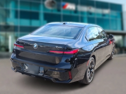 BMW 7 Series 740i Sedan 2026