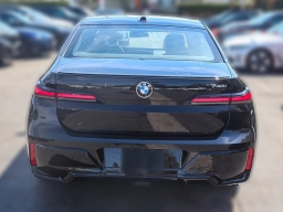 BMW 7 Series 740i Sedan 2026