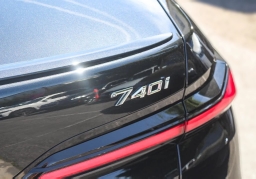 BMW 7 Series 740i Sedan 2026