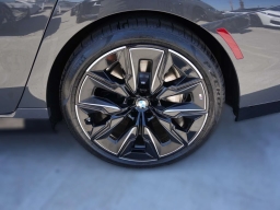 BMW 7 Series 740i Sedan 2026