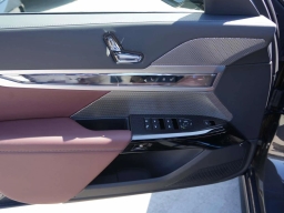 BMW 7 Series 740i Sedan 2026