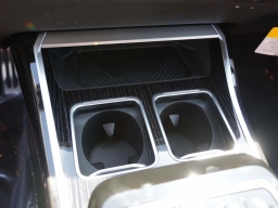 BMW 7 Series 740i Sedan 2026