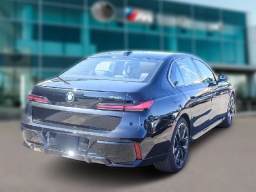 BMW 7 Series 740i Sedan 2026
