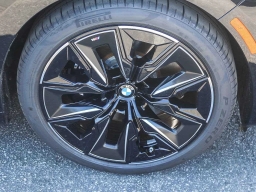 BMW 7 Series 740i Sedan 2026