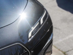 BMW 7 Series 740i Sedan 2026