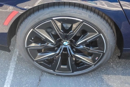 BMW 7 Series 740i Sedan 2026