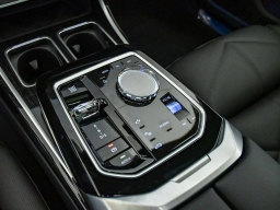 BMW 7 Series 740i Sedan 2026