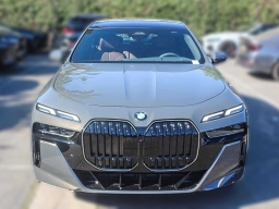 BMW 7 Series 740i Sedan 2026