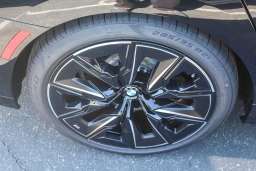 BMW 7 Series 740i Sedan 2026
