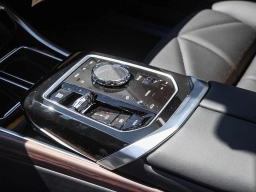 BMW 7 Series 740i Sedan 2026