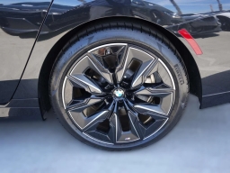 BMW 7 Series 740i Sedan 2026