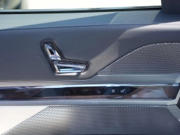 BMW 7 Series 740i Sedan 2026