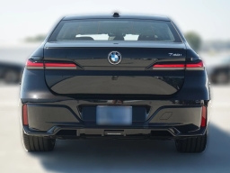 BMW 7 Series 740i Sedan 2026