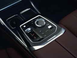 BMW 7 Series 740i Sedan 2026