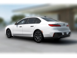 BMW 7 Series 740i xDrive Sedan 2026