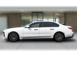 BMW 7 Series 740i xDrive Sedan 2026