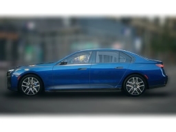 BMW 7 Series 740i xDrive Sedan 2026