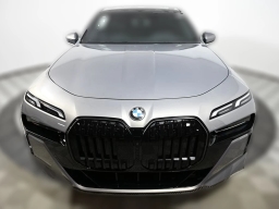 BMW 7 Series 740i xDrive Sedan 2026