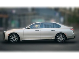 BMW 7 Series 740i xDrive Sedan 2026