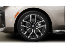 BMW 7 Series 740i xDrive Sedan 2026