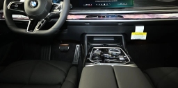 BMW 7 Series 740i xDrive Sedan 2026