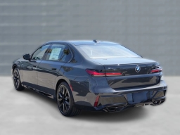 BMW 7 Series 760i xDrive Sedan 2026