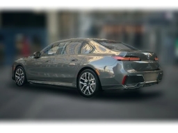 BMW 7 Series 760i xDrive Sedan 2026