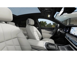 BMW 7 Series 760i xDrive Sedan 2026