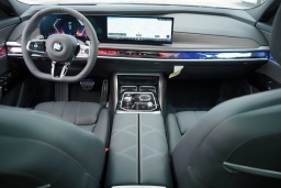 BMW 7 Series 760i xDrive Sedan 2026