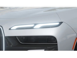 BMW 7 Series 760i xDrive Sedan 2026