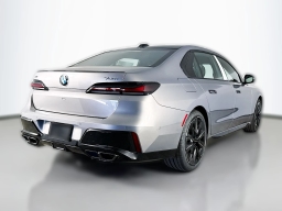 BMW 7 Series 760i xDrive Sedan 2026