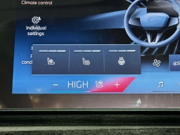 BMW 7 Series 760i xDrive Sedan 2026