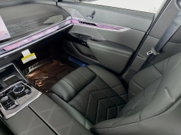 BMW 7 Series 760i xDrive Sedan 2026