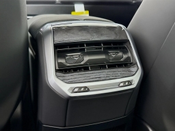 BMW 7 Series 760i xDrive Sedan 2026