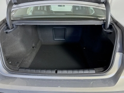 BMW 7 Series 760i xDrive Sedan 2026