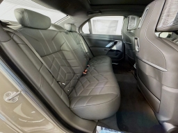 BMW 7 Series 760i xDrive Sedan 2026