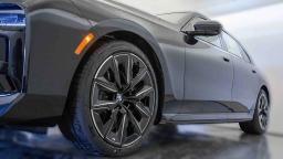 BMW 7 Series 760i xDrive Sedan 2026