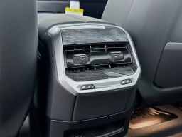 BMW 7 Series 760i xDrive Sedan 2026