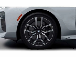 BMW 7 Series 760i xDrive Sedan 2026